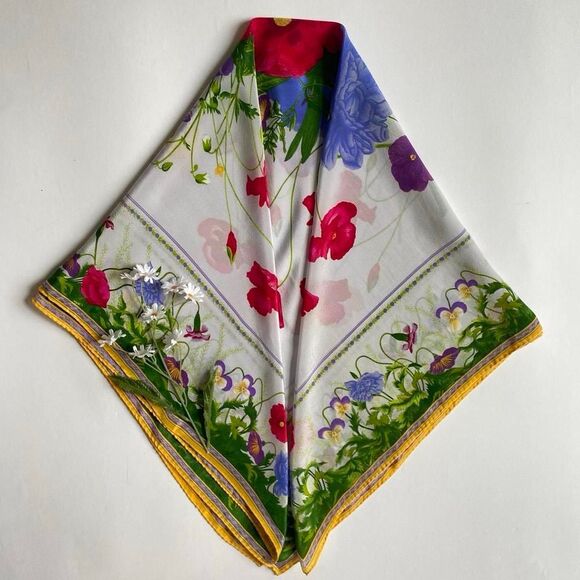 Liz Claiborne Accessories - SOLD